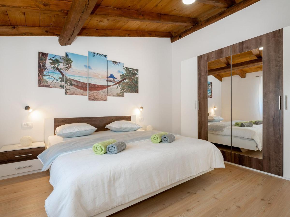 Tranquil Holiday Home In Labin With Private Swimming Pool Exterior foto